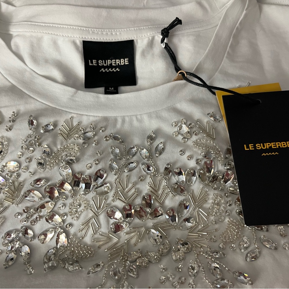 Le Superbe "Tiara" cotton tee featuring crystal embellishment Scoop Size M - Picture 7 of 8